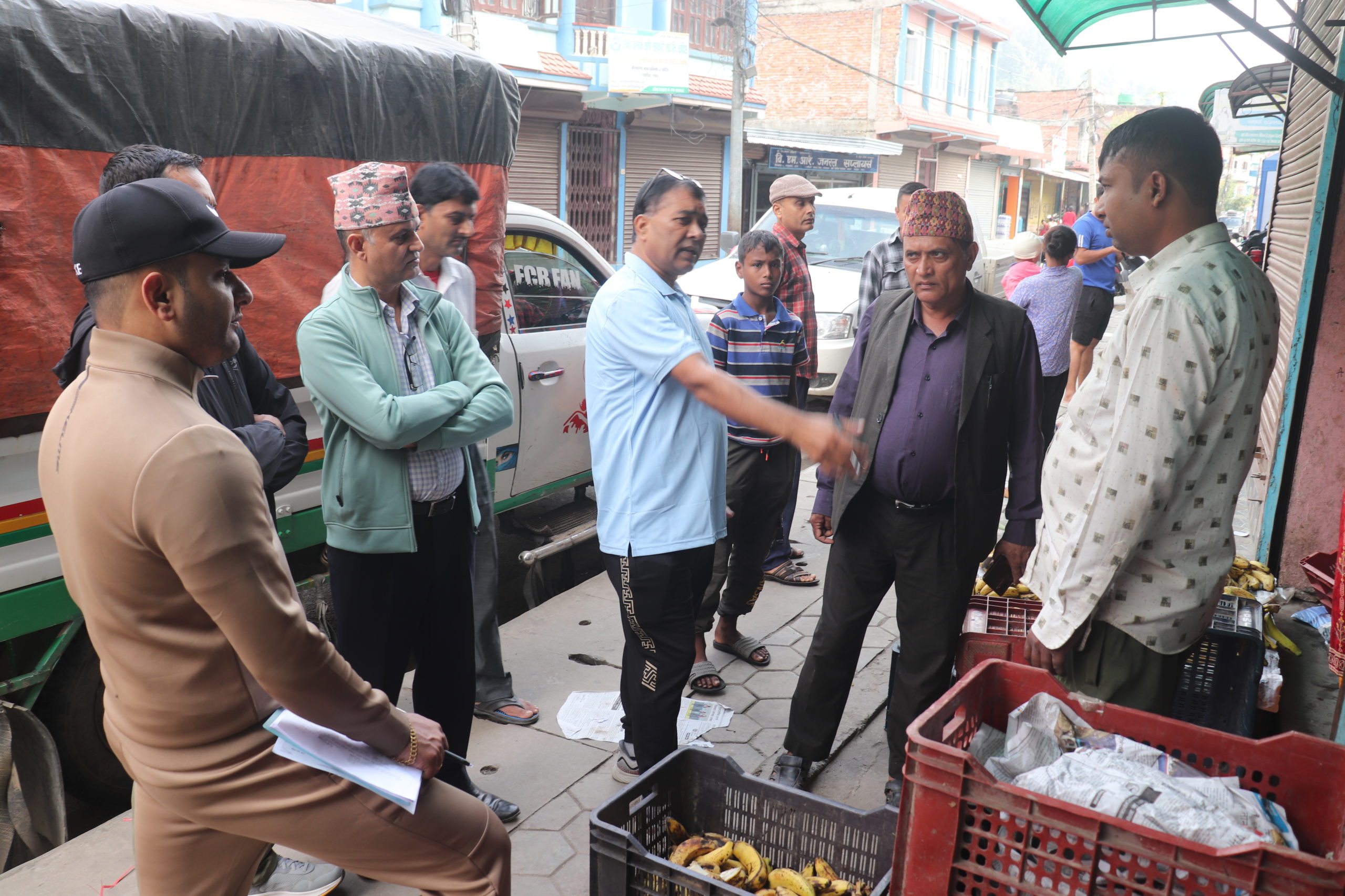 धादिङमा विषादी हालेर पकाएको केरा बिक्री,१० हजार जरिवाना (फोटो फिचर)